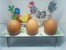 Centre de table coquetier pour