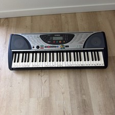 Yamaha PSR240 61 Keys Built In