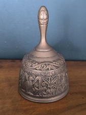 Ancienne cloche - ancienne,