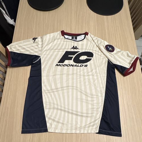Maillot issu de - , la