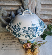 ANCIENNE SOUPIERE TERRE DE FER