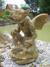 HF0331 FIGURINE   STATUETTE  GARGOUILLE DEMON  MONSTRE  STYLE   PIERRE MEDIEVAL