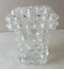Ancien pique fleur / porte stylo, forme carrée, en verre, art déco