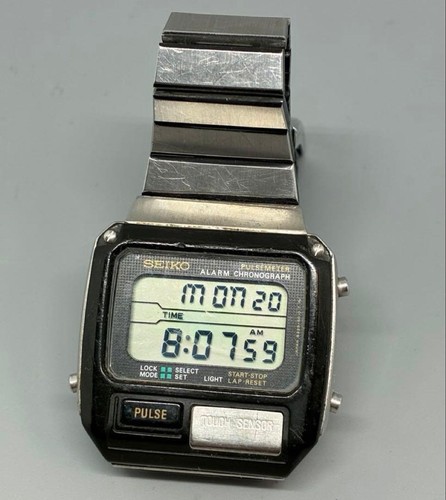 Montre chronomètre numérique