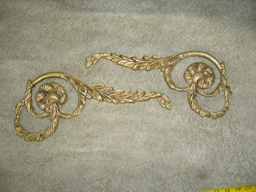 Ornements bronze ancien - 2,