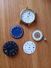 LOT BOITIER MONTRE VERRE