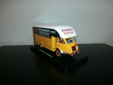 RENAULT 2,5 TONNES FOURGON DEMENAGEMENT SEIGNEUR 1/43e