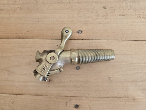 Ancien robinet guillotine - robinet,