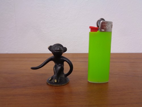 Laiton singe walter bosse - en,