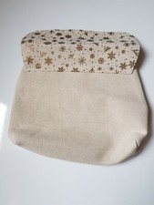 trousse de toilette crème