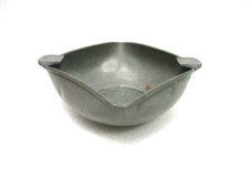 Cendrier en étain Royal