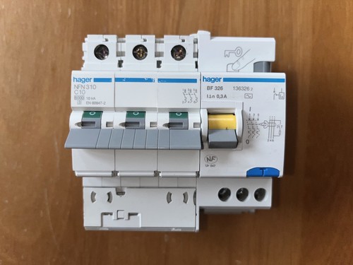 Disjoncteur triphase nfn310 - disjoncteur,