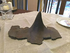 SCULTURA-ORIGINE CANARIE-LANZAROTE-DEGLI ANNI 80-RAFFIGURANTE PAESAGGIO TIPICO