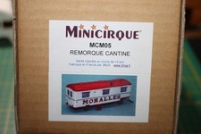 MINICIRQUE TRES RARE REMORQUE DU CIRQUE MORALES 1/50 AVEC BOITE