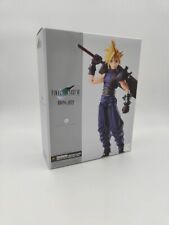 Final Fantasy 7 Bring Arts Cloud figurine