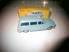 DINKY TOYS JOUET PEUGEOT 403  FAMILIALE  N24F -  ORIGINAL - JOUET ANCIEN