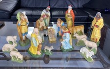Santons Creche ancienne plâtre  22 cm de haut.  18 santons