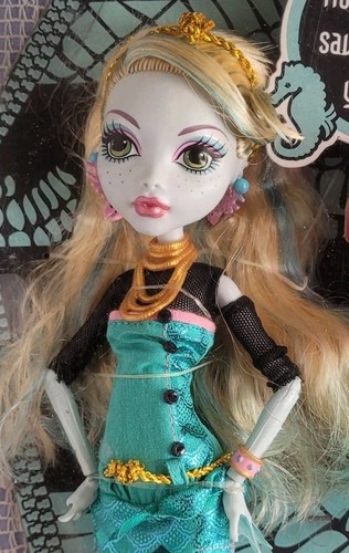 Monster high schools out - schools,