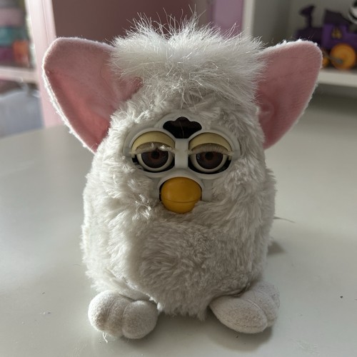 Furby blanc bébé vintage