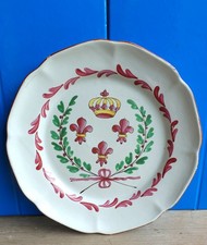 ASSIETTE XIXEME FAÏENCE LES ISLETTES ROYALISTE COURONNE FLEURS DE LYS 