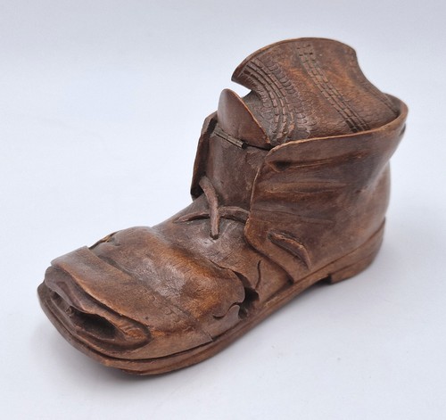Sculpture soulier botte - de, soulier/botte