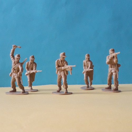 Airfix lot 5 soldats de - de,