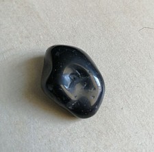 Pierre roulée Onyx noir 13,87