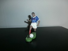 FIGURINE FOOT STARLUX - ANELKA