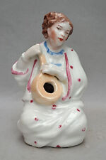 FIGURINE EN PORCELAINE DE PARIS XIXE SIGNEE F : MUSICIENNE ORIENTALE ET SON LUTH