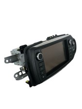 TOYOTA YARIS P13 15-23 ÉCRAN