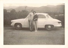 ANCIENNE PHOTOGORAPHIE COLLECTION AUTOMOBILE ANCIENNE PANHARD PL 17?