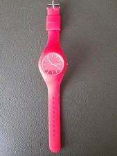 Montre suisse Femme Geneva Rouge