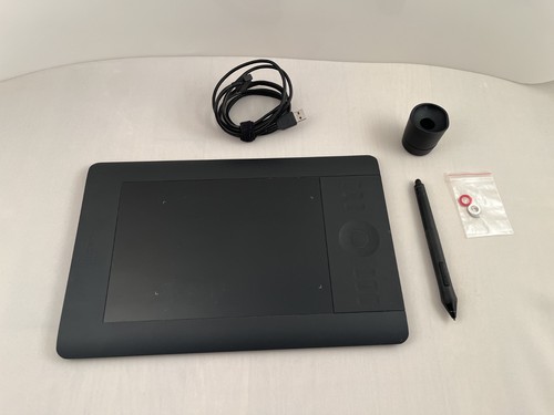 Wacom intuos small - small, pen