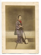Japon :  femme musicienne et