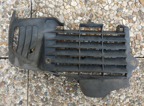 Calandre capot radiateur