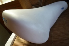 SelleMBK blanche rétro pour pièces de vélo vintage neuve