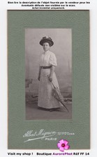 Femme chapeau fleuri - femme,