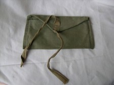 WW2/POST TROUSSE A COUTURE VIDE MILITAIRE FRANCAISE KAKI AVEC TAMPON MOD51 LOT 1