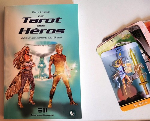 Livre tarot des - tarot,