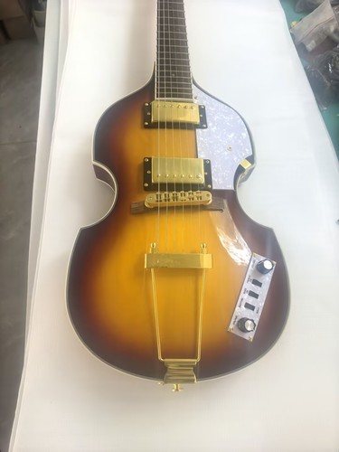 String hofner violin - string,