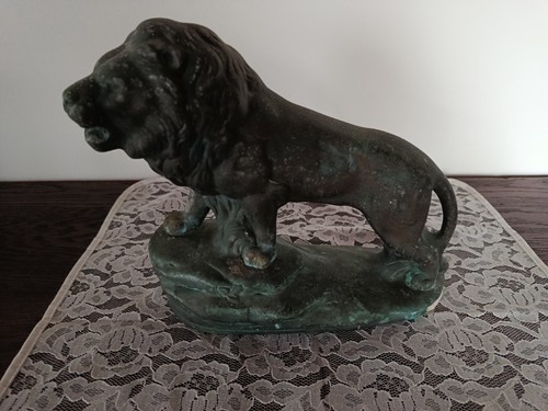 Lion antique sculpture - antique,