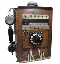 armoire range téléphone portable en kit  bois éco certifié Werkhaus