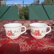 2 tasses à chocolat ARCOPAL