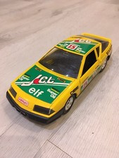 Ancienne Renault Alpine V6  au