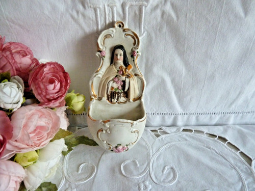 Petit bénitier biscuit