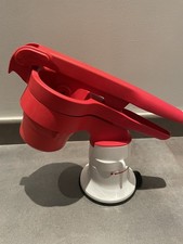 Tupperware Adaptachef presse