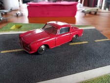 DINKY TOYS ALFA ROMEO 1900