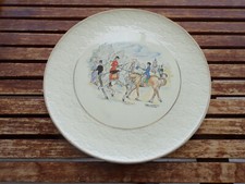Plat Rond  ceranord Saint Amand  semi vitrifié decor chevaux