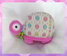 Doudou Tortue Tissu Rose Fleur Verte Carapace Beig Fleurs LBVR Yves Rocher