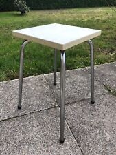 superbe Tabouret Vintage en Formica  blanc  AN 60's - 70's G
